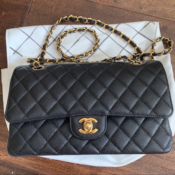chanel classic flap gold